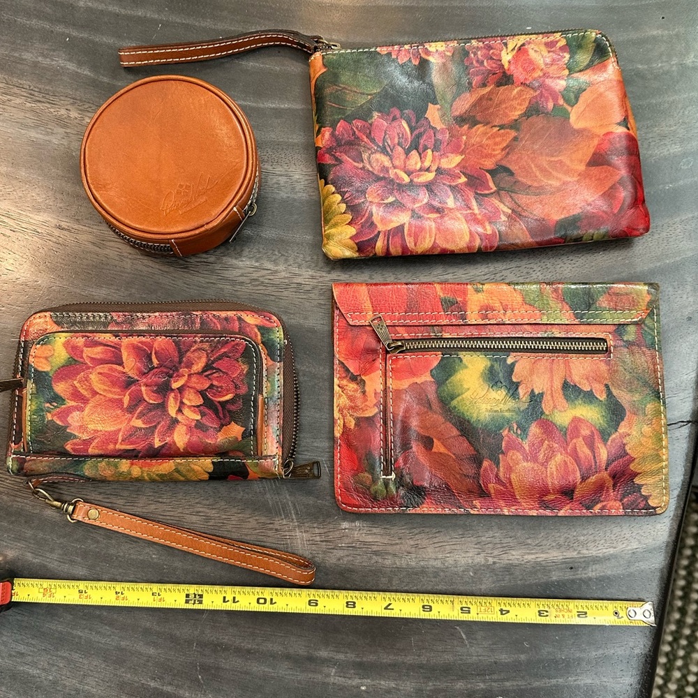 All four pieces included